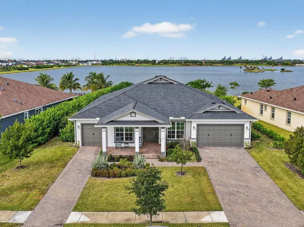 799 Hookline Circle, Loxahatchee, FL 33470