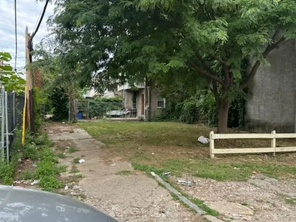 2120 N 31st St, Philadelphia, PA 19121