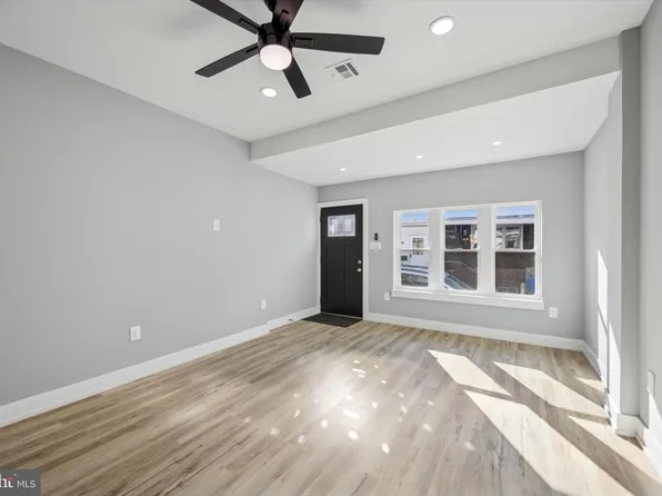 451 Fitzgerald St, Philadelphia, PA 19148