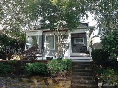 2443 5th Avenue W, Seattle, WA, 98119