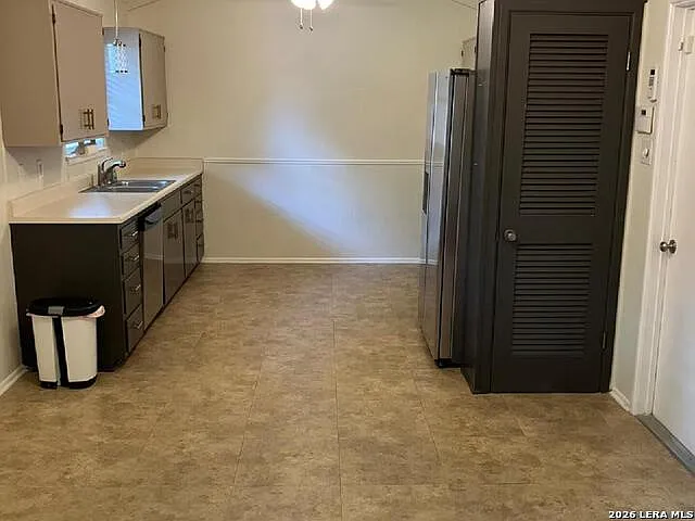 2922 Sir Phillip Dr — Photo 6