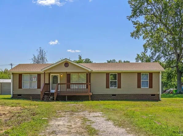 101 Kirkland St, Littleton, NC 27850