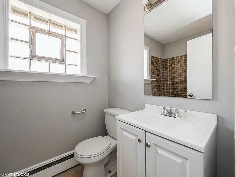 Palatine Park Apartments — Photo 36