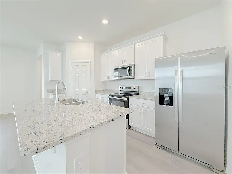 4630 Homestead Trl — Photo 7