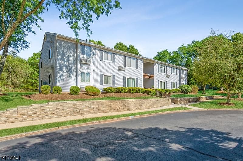 1st image of 55 Eton Way #55