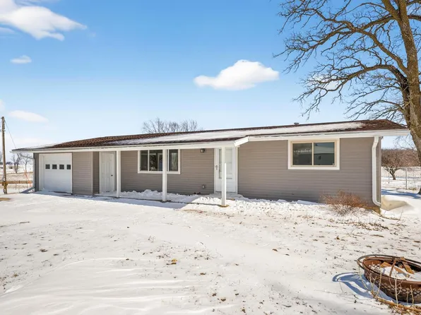 10422 401st Ave, Mabel, MN 55954