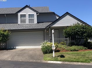 9365 SW Manchester Pl, Beaverton, OR 97005