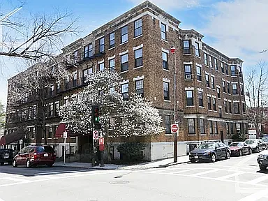 72 Strathmore Rd #11B — Photo 25