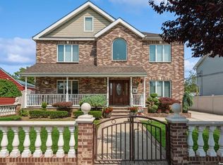 635 Patterson Ave, Franklin Square, NY