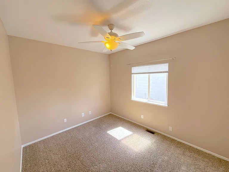 2579 Weyburn Way — Photo 18