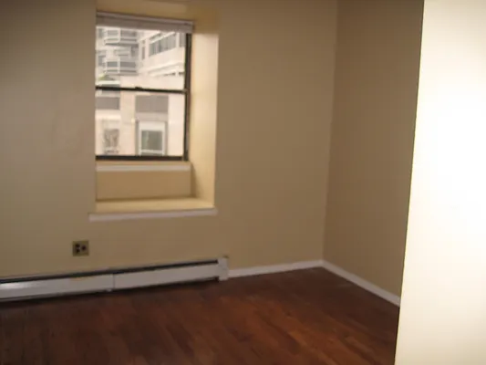 Rented by 18 REALTY | media 31