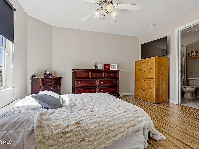 12928 Alfredo Apodaca — Photo 29