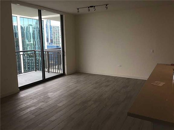 5th image of 999 SW 1st Ave APT 2714