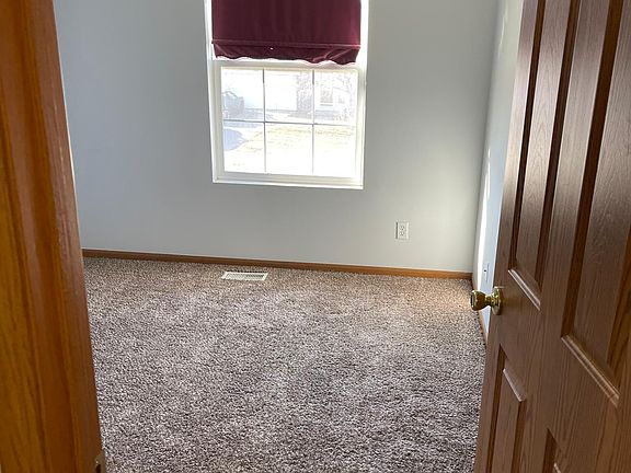 4th image of 6221 N 129th St