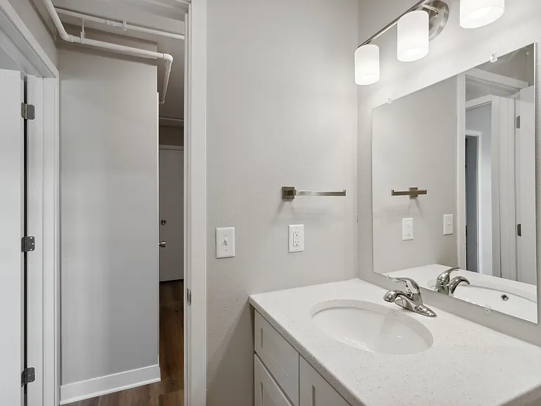 307 Lynn Ave #303 — Photo 9
