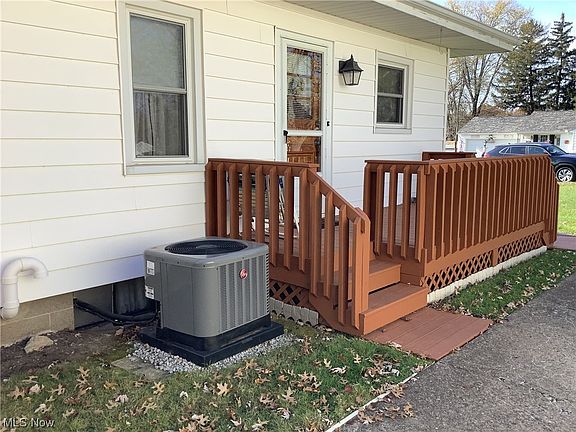 2nd image of 2120 Tannehill St