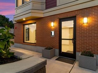 124 Warren St #402, Roxbury, MA 02119