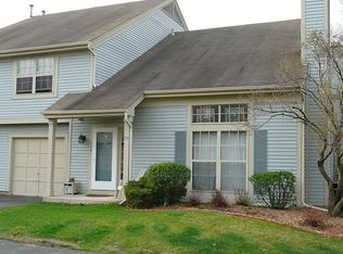 1141 N Knollwood Dr, Palatine, IL 60067