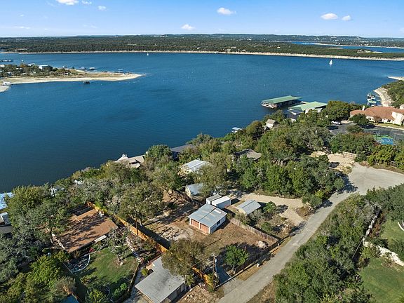 3rd image of 16453 Lake Loop