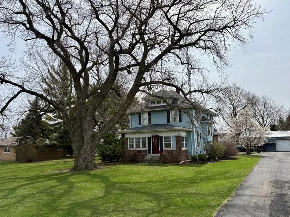 1112 W Wilmington Peotone Rd, Peotone, IL 60468