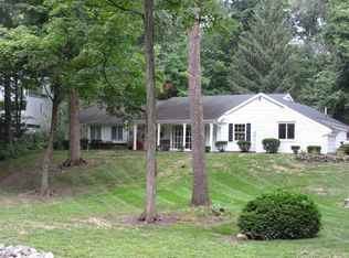 10204 Circlewood Dr, Fort Wayne, IN 46804