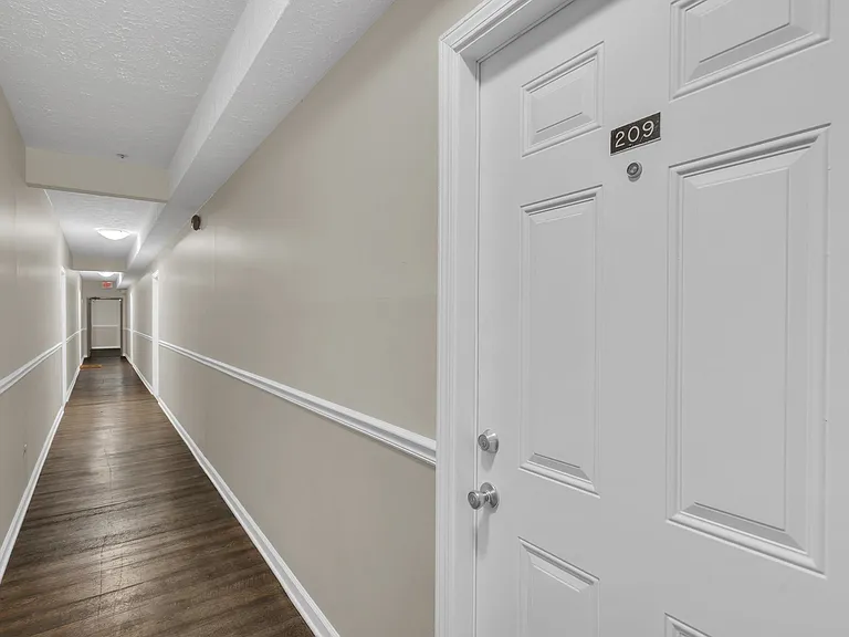 1808 State St #209 — Photo 12