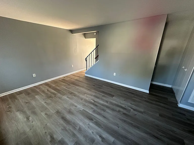 2115 Binford Ln — Photo 8