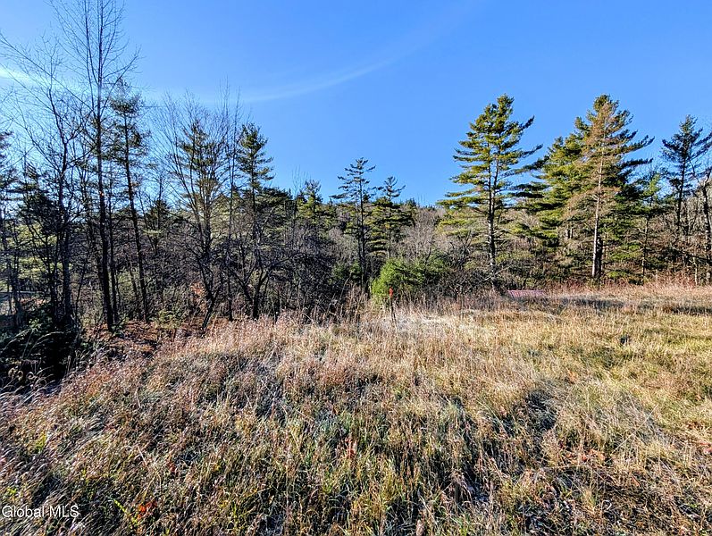 2nd image of 329 W Hague Road