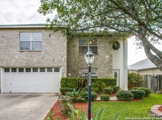 8206 Valley Trl, San Antonio, TX 78250