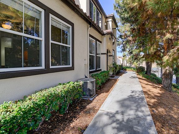 2nd image of 1413 Paseo Orion