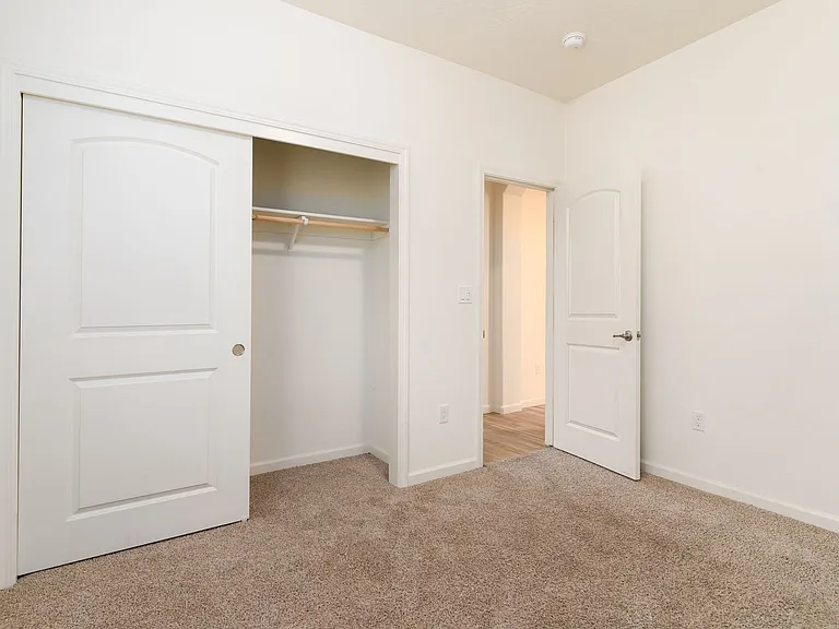 3224 Dorset St — Photo 7
