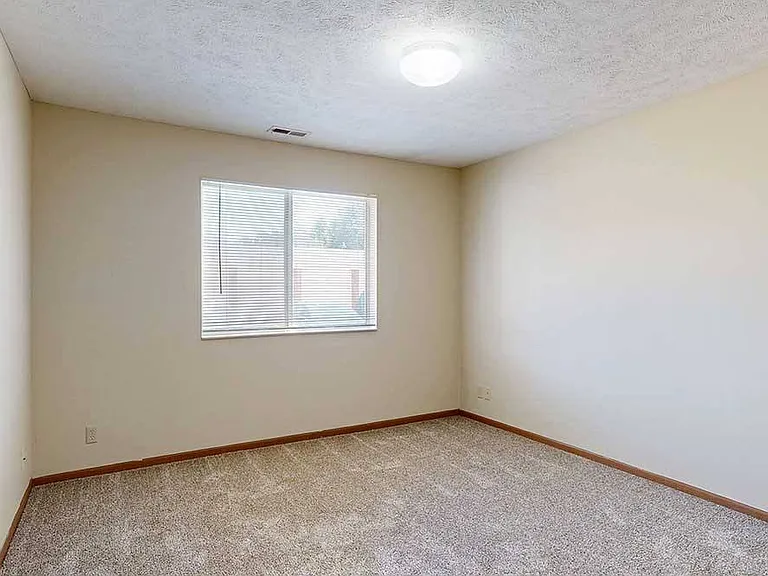 Pine Lake Heights Apartments — Photo 69