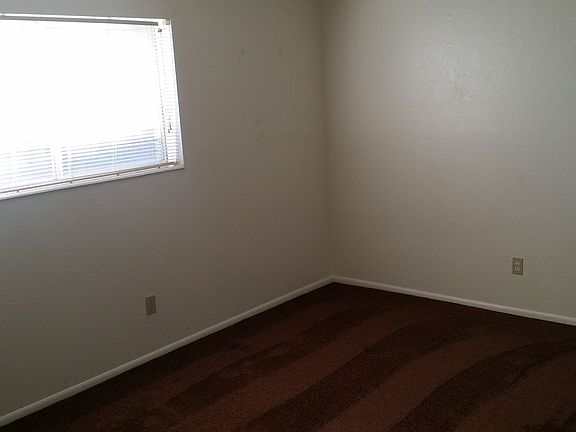 5th image of 522 Hansen Ave APT 3