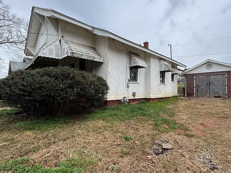 114 Cedar St — Photo 14