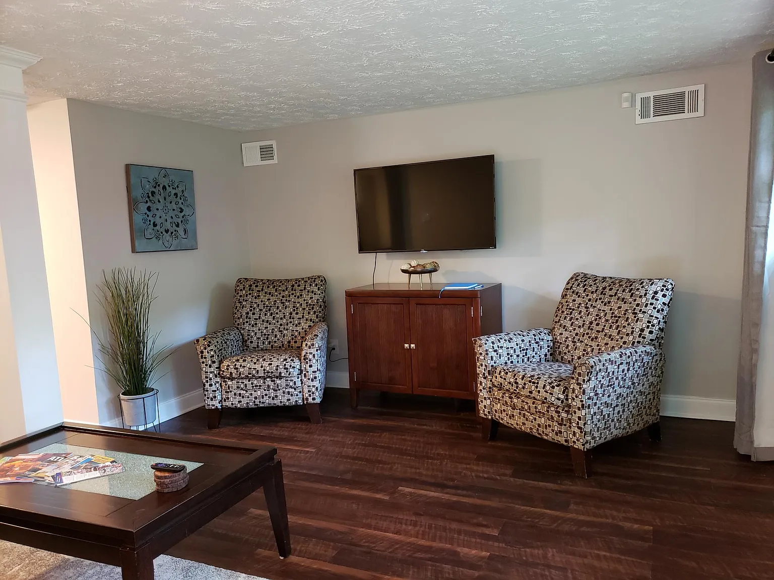 2345 Macon Dr SW — Photo 4