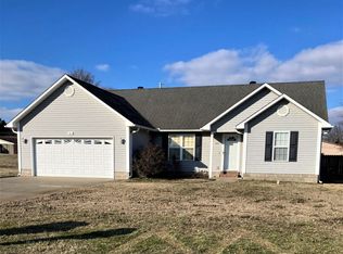 202 Elizabeth St, Sikeston, MO 63801