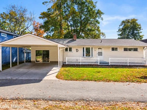 6651 Golfside Ct, Saranac, MI 48881