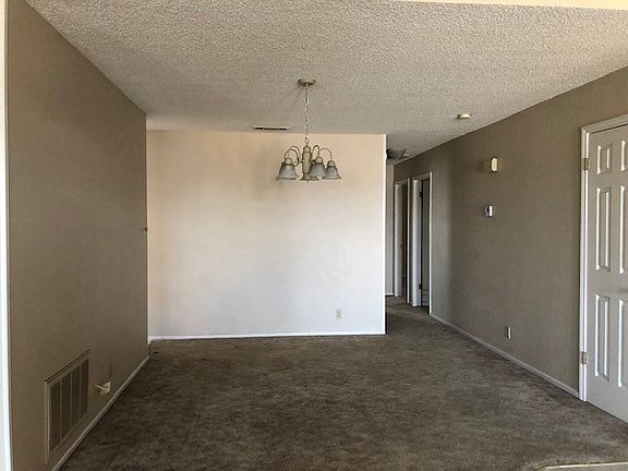 5th image of 4705 Princeton Ave