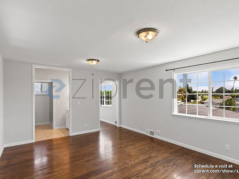 4726 Armour Dr — Photo 21
