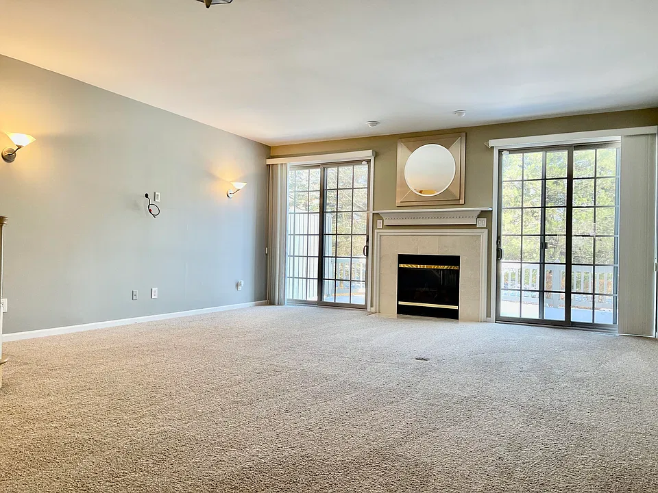 16585 Lyonhurst Cir Northville MI | Zillow