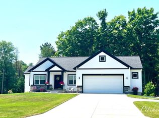 8419 24th Ave, Jenison, MI 49428