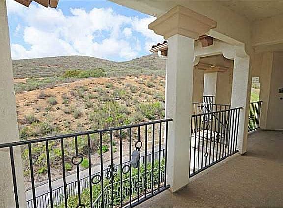 4th image of 12706 Creekview Dr Unit 156