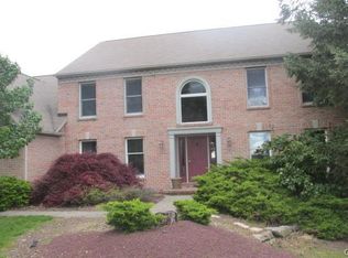 1131 Prospect Ln, Orefield, PA 18069