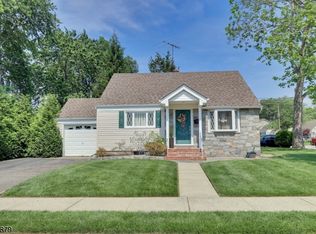 12-43 1st St, Fair Lawn, NJ 07410