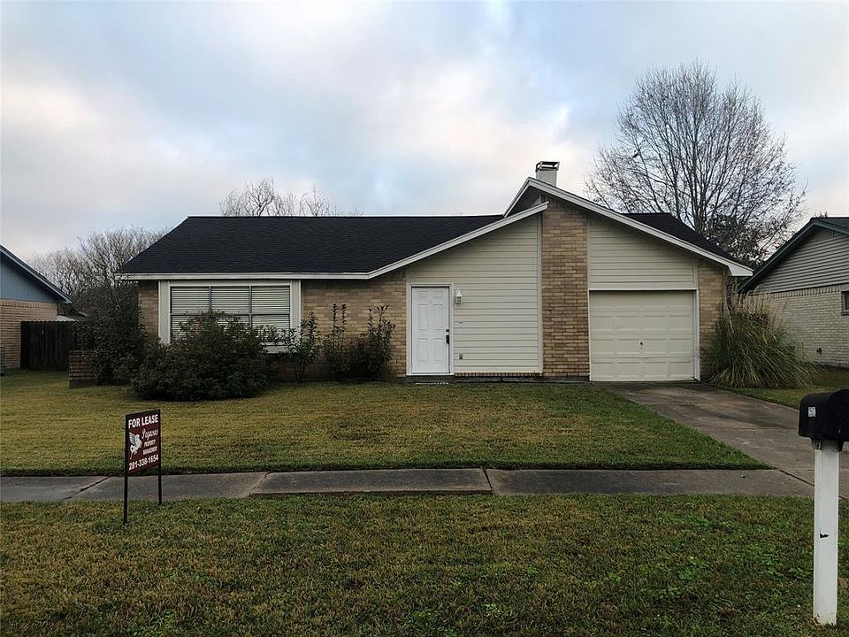 1st image of 2532 Merrimac Dr
