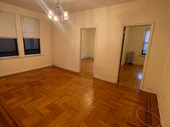 24-60 27th Street image 7 of 10