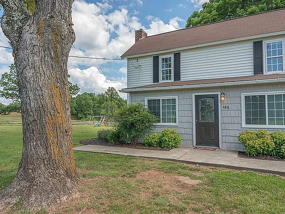3rd image of 163 White Tail Ln