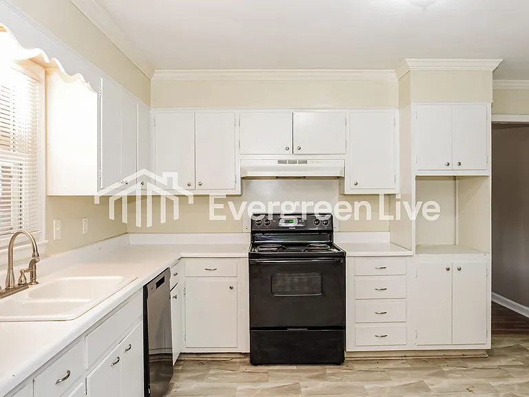 1705 Vinca St SW — Photo 6