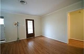 1st image of 3107 Castlewood St