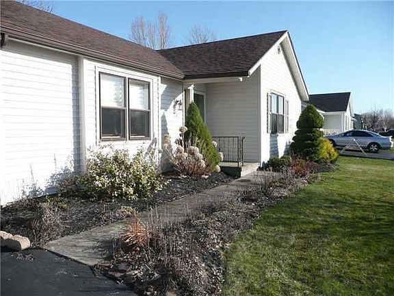 2nd image of 54 Markie Dr E